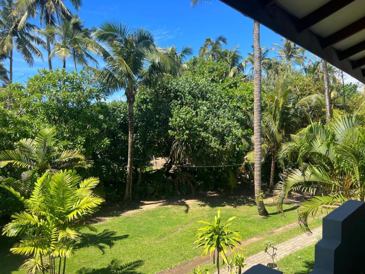Hotel Pineapple Surf Ahangama Esterno foto